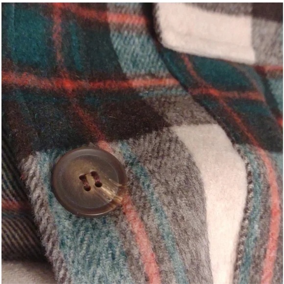 The Clarissa plaid Shacket - Picture 5 of 6